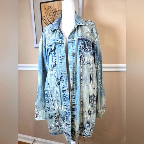 Women's Light Blue Denim Jacket - Picture 1 of 11
